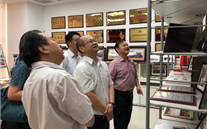 市、区工商联组织优秀民企代表到尊龙凯时集团开展主题教育活动